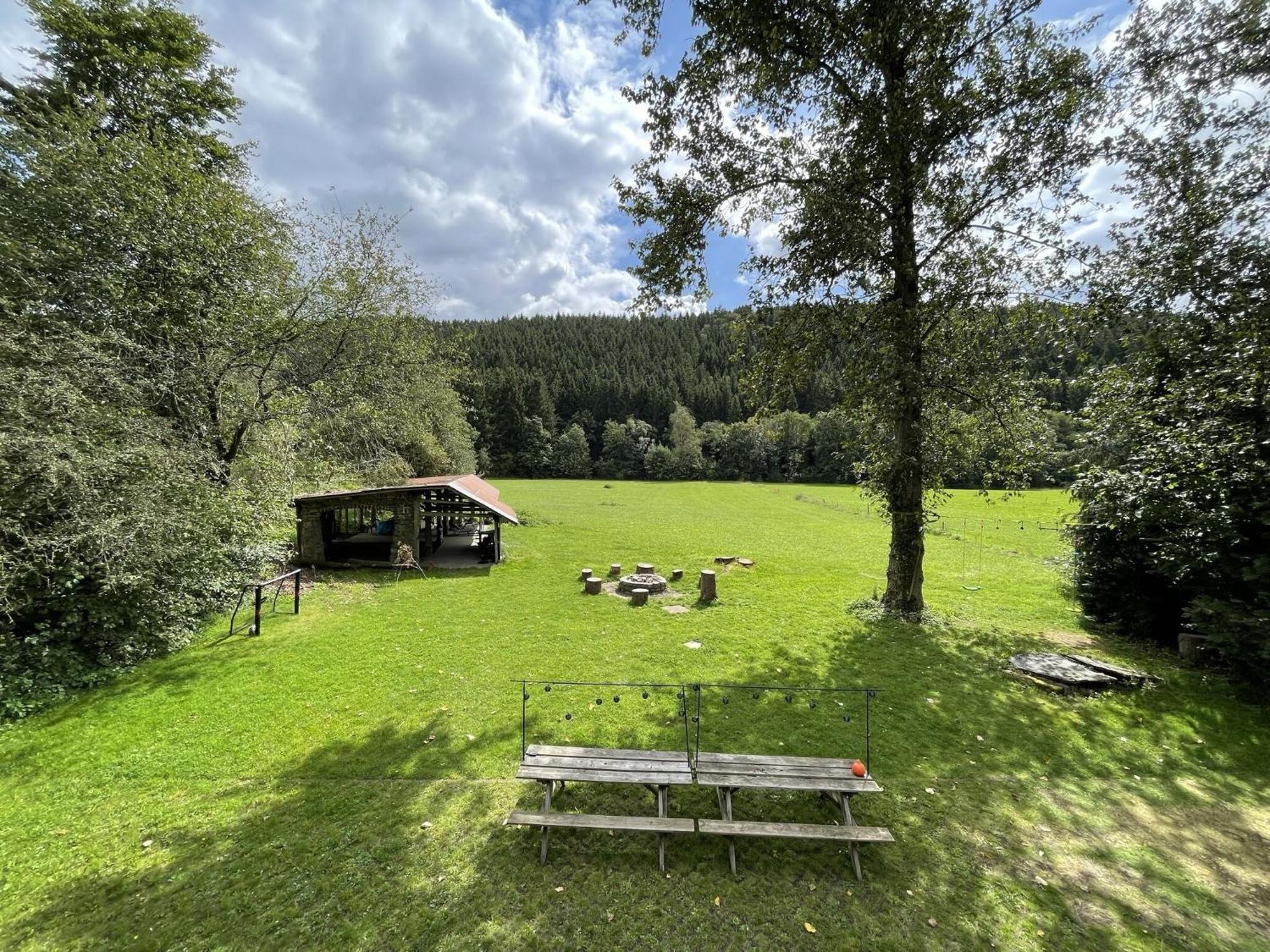 Ardennes Villa With Riverside Garden And Views Atzerath Eksteriør billede
